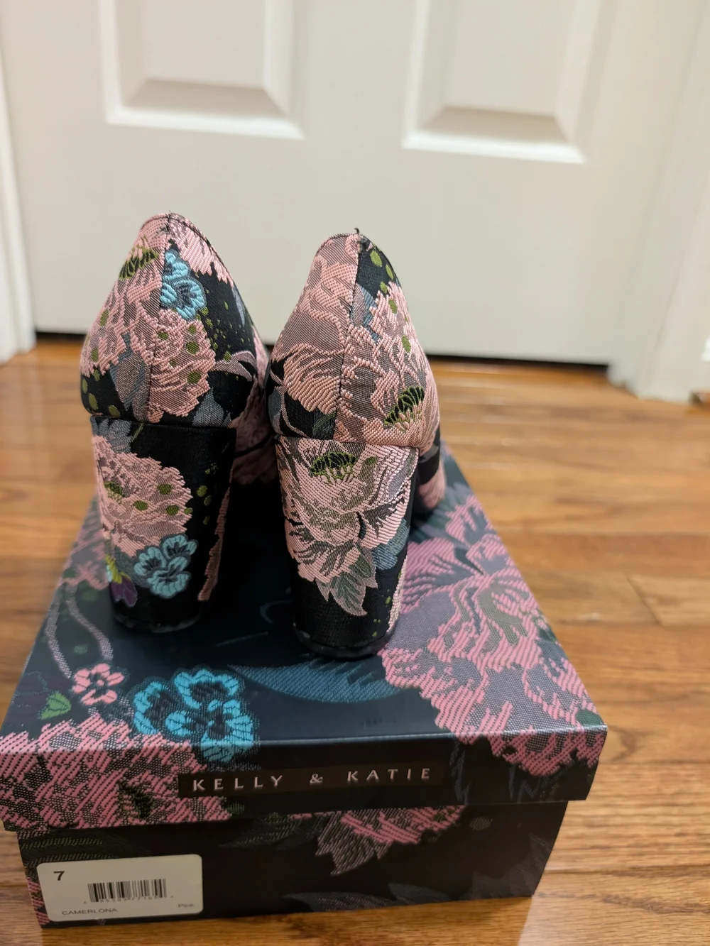 Kelly & Katie Women Shoes